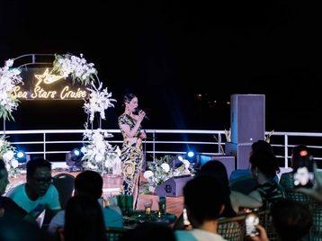 Ca sĩ Lệ Quyên và đêm nhạc giữa Vịnh di sản cùng Sea Stars