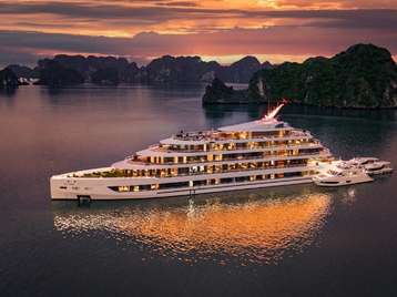 Sea Stars Cruise - A 'Floating Hotel' in the Midst of a Marvelous Bay
