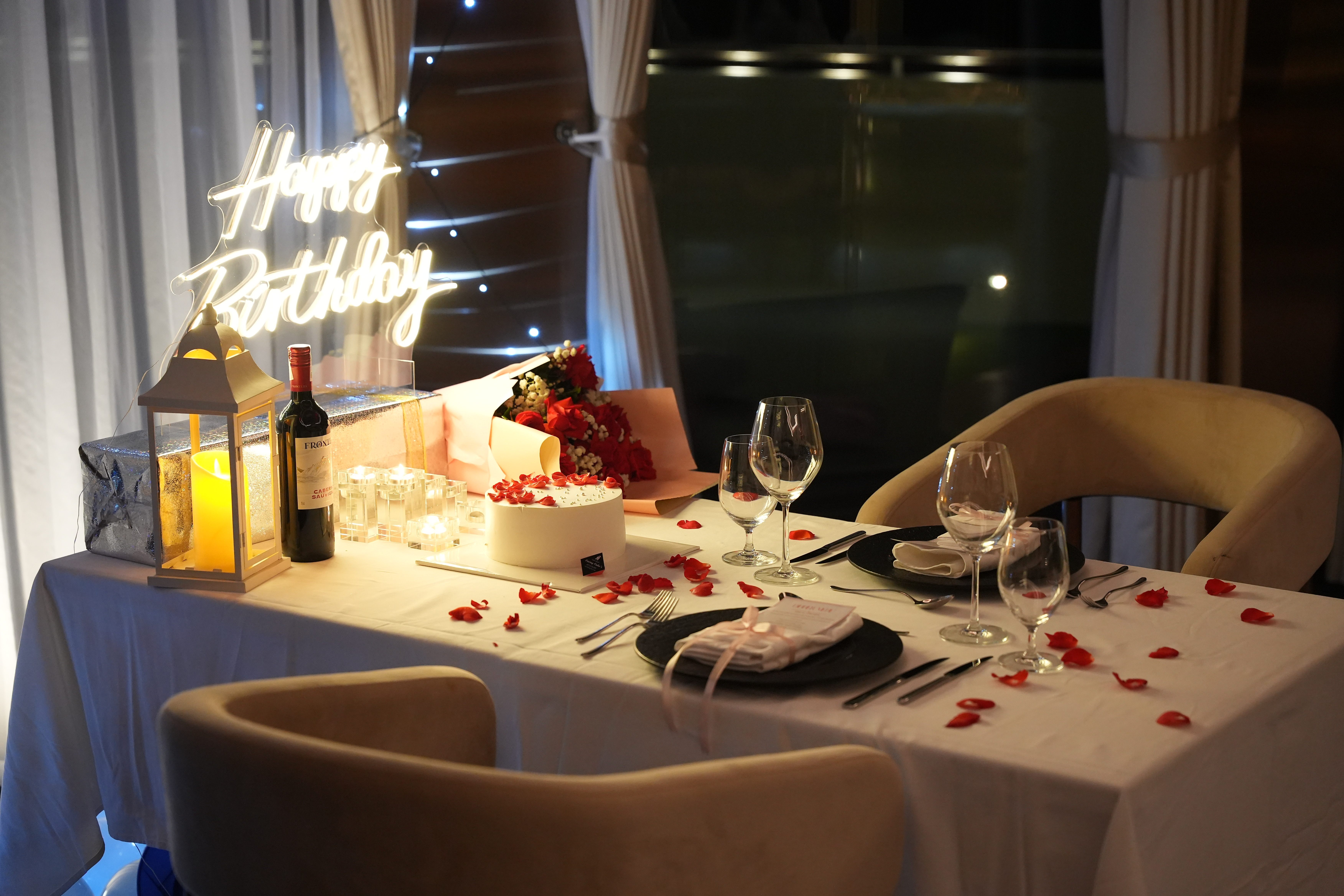 Anniversary package - Ha Long Bay